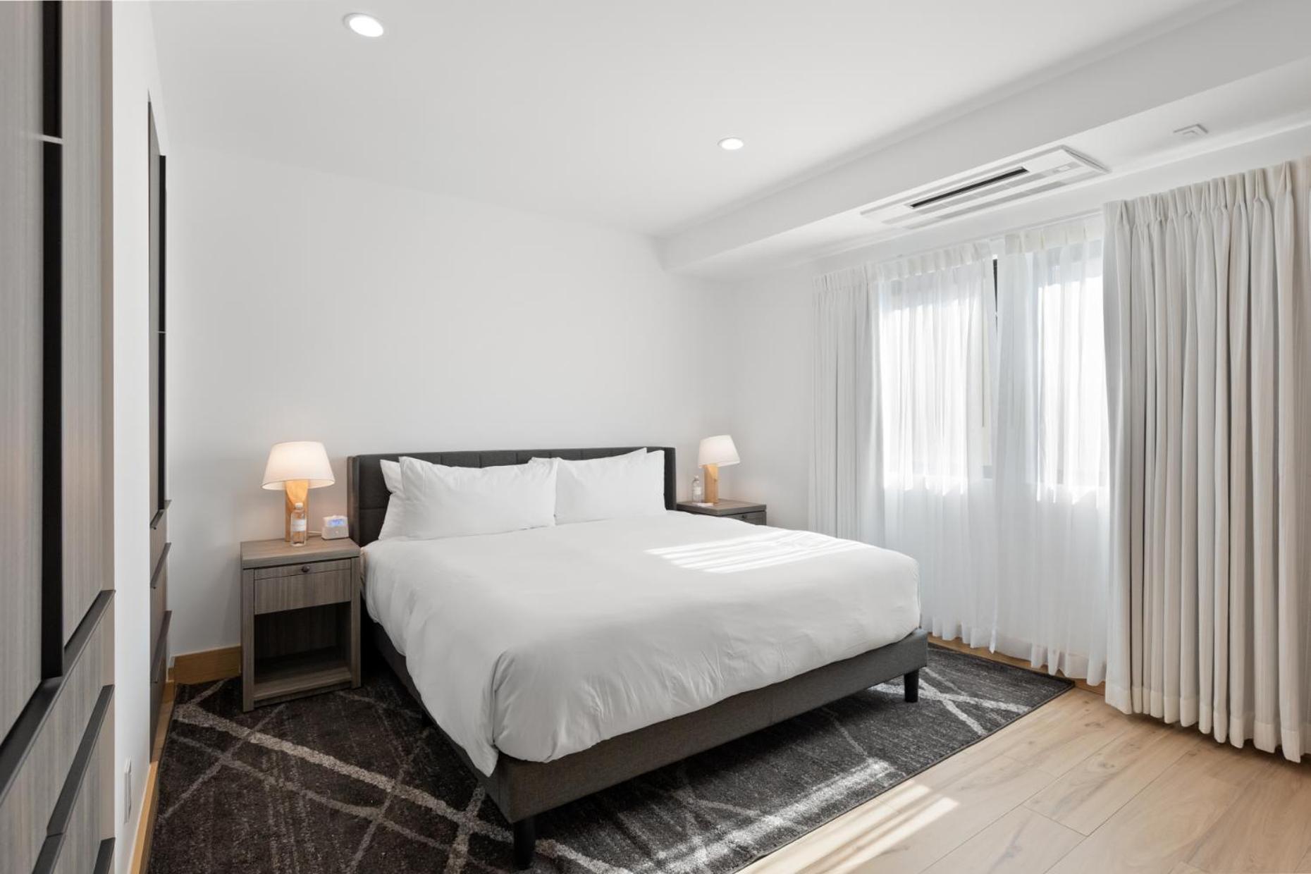 Malibu Sand Carbon Beach Suites Exteriér fotografie