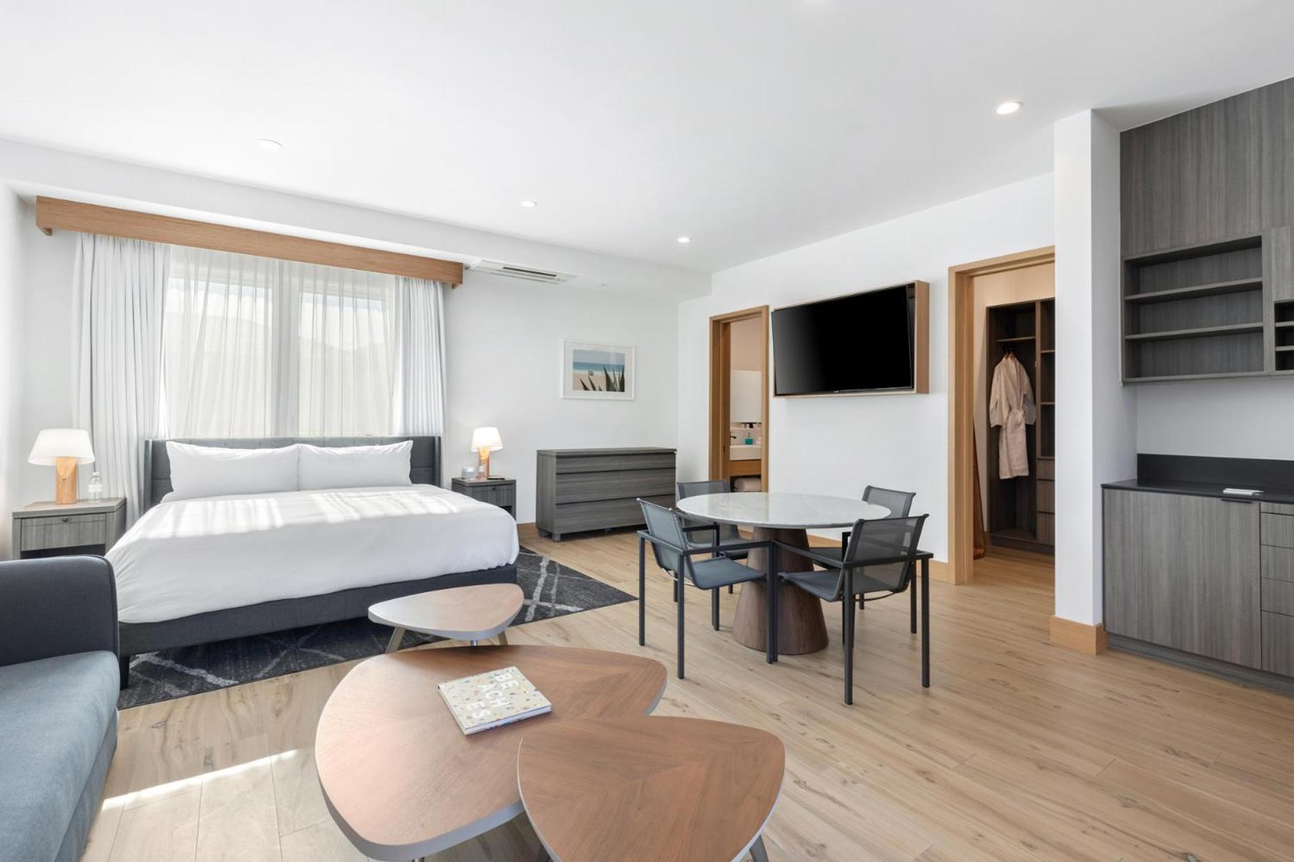 Malibu Sand Carbon Beach Suites Exteriér fotografie