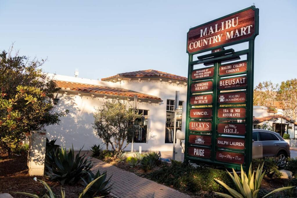 Malibu Sand Carbon Beach Suites Exteriér fotografie